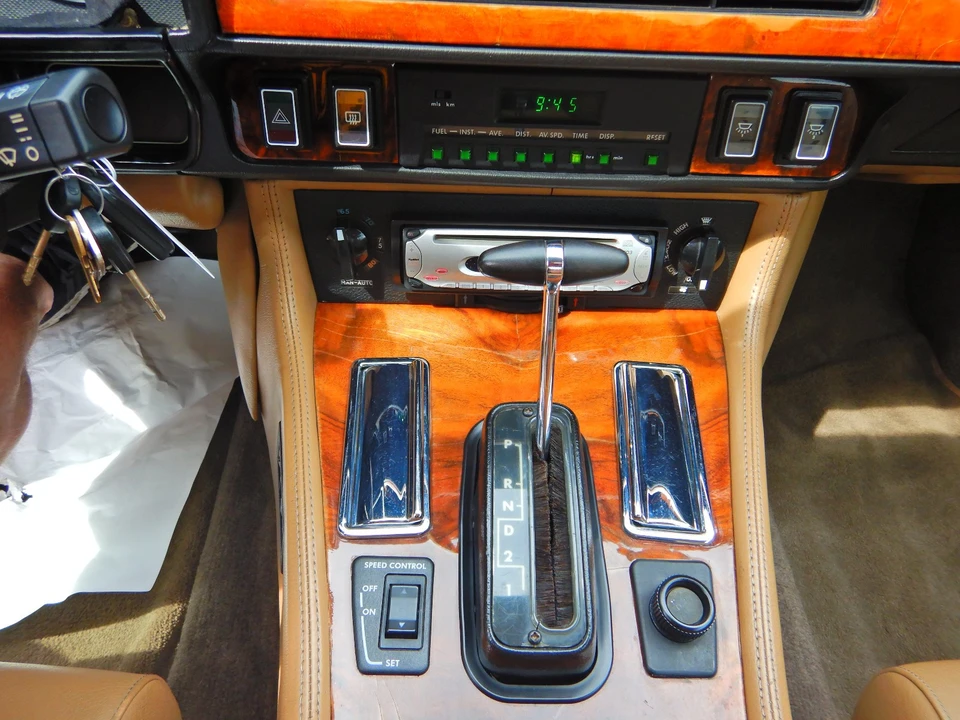 1990 Jaguar XJS - Image 18 of 21