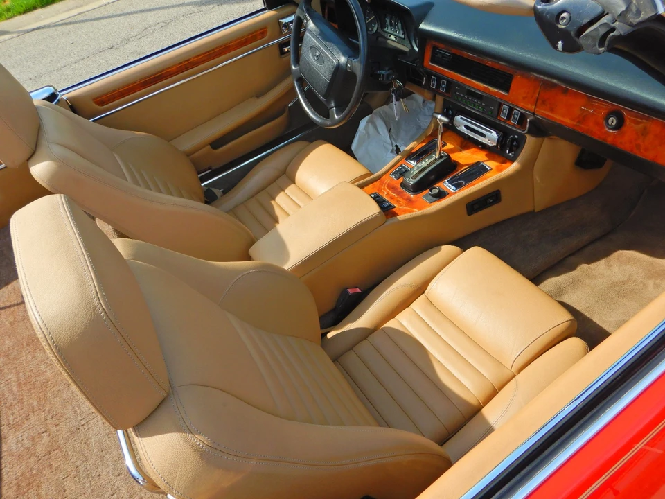 1990 Jaguar XJS - Image 3 of 21
