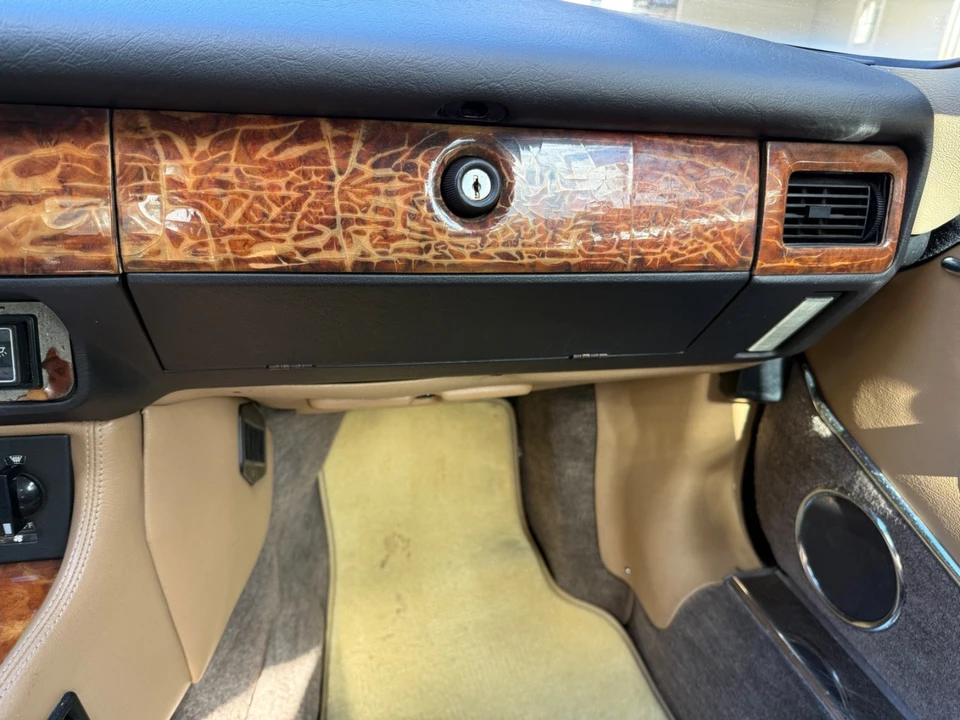 1990 Jaguar XJS - Image 13 of 31