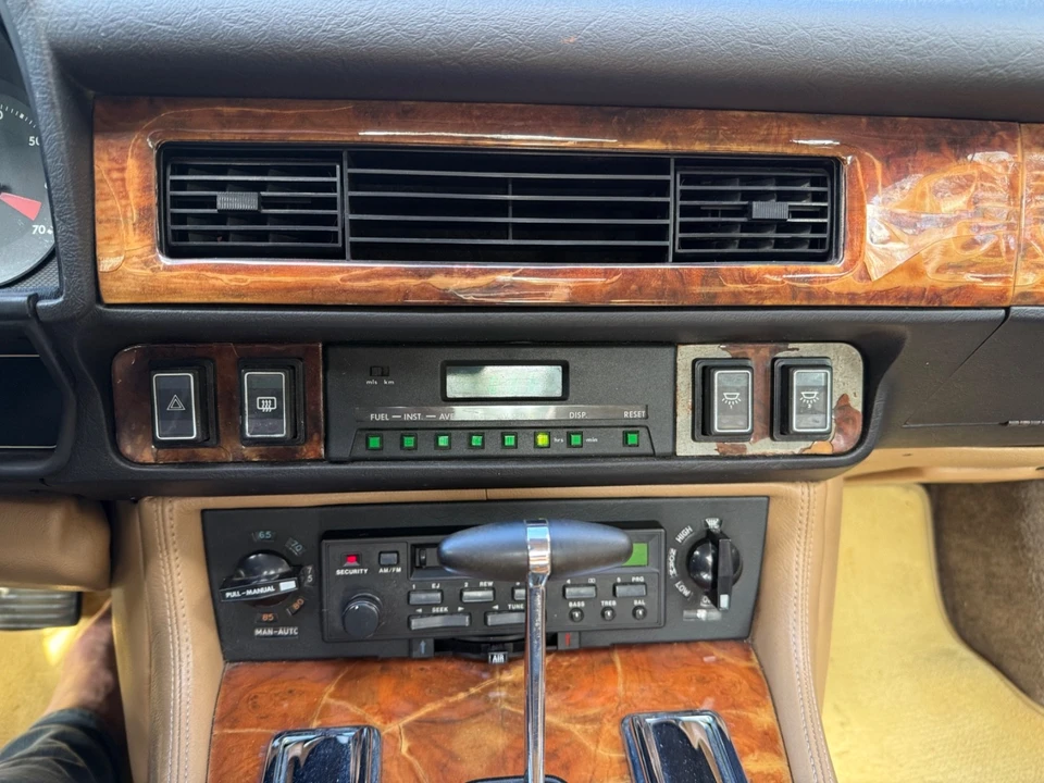 1990 Jaguar XJS - Image 10 of 31