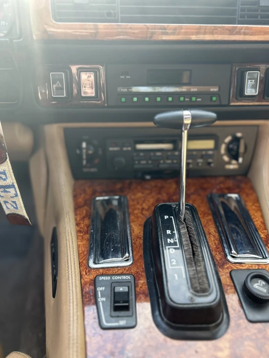 1990 Jaguar XJS - Image 29 of 31