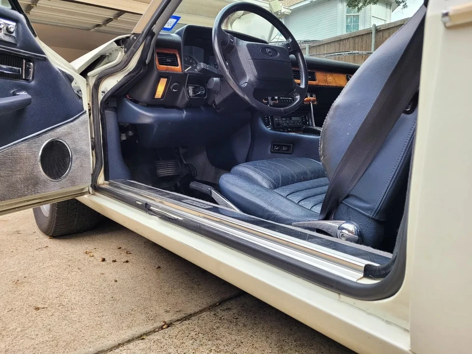 1990 Jaguar XJS - Image 2 of 16