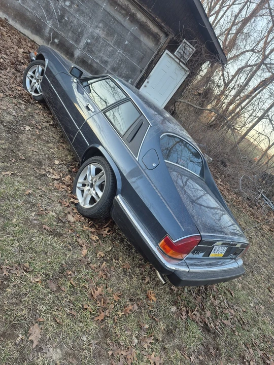 1990 Jaguar XJS - Image 9 of 17