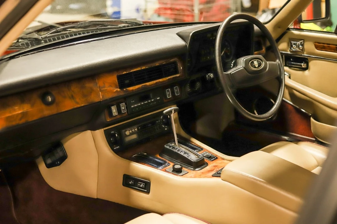 1990 Jaguar XJS Pre-Facelift V12 - Image 18 of 30