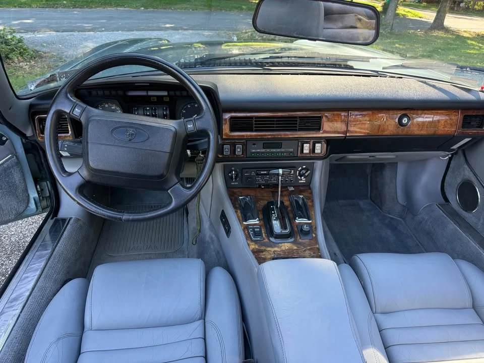 1990 Jaguar XJS Convertible - Image 9 of 10