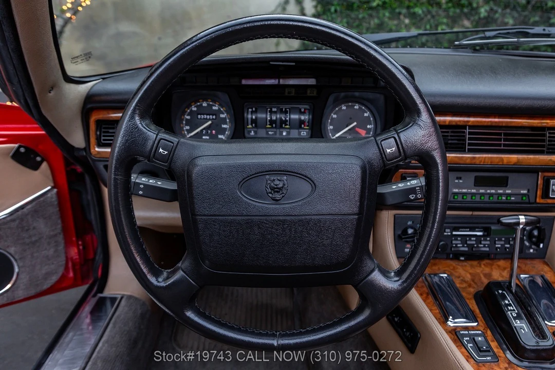 1990 Jaguar XJS Convertible - Image 25 of 31