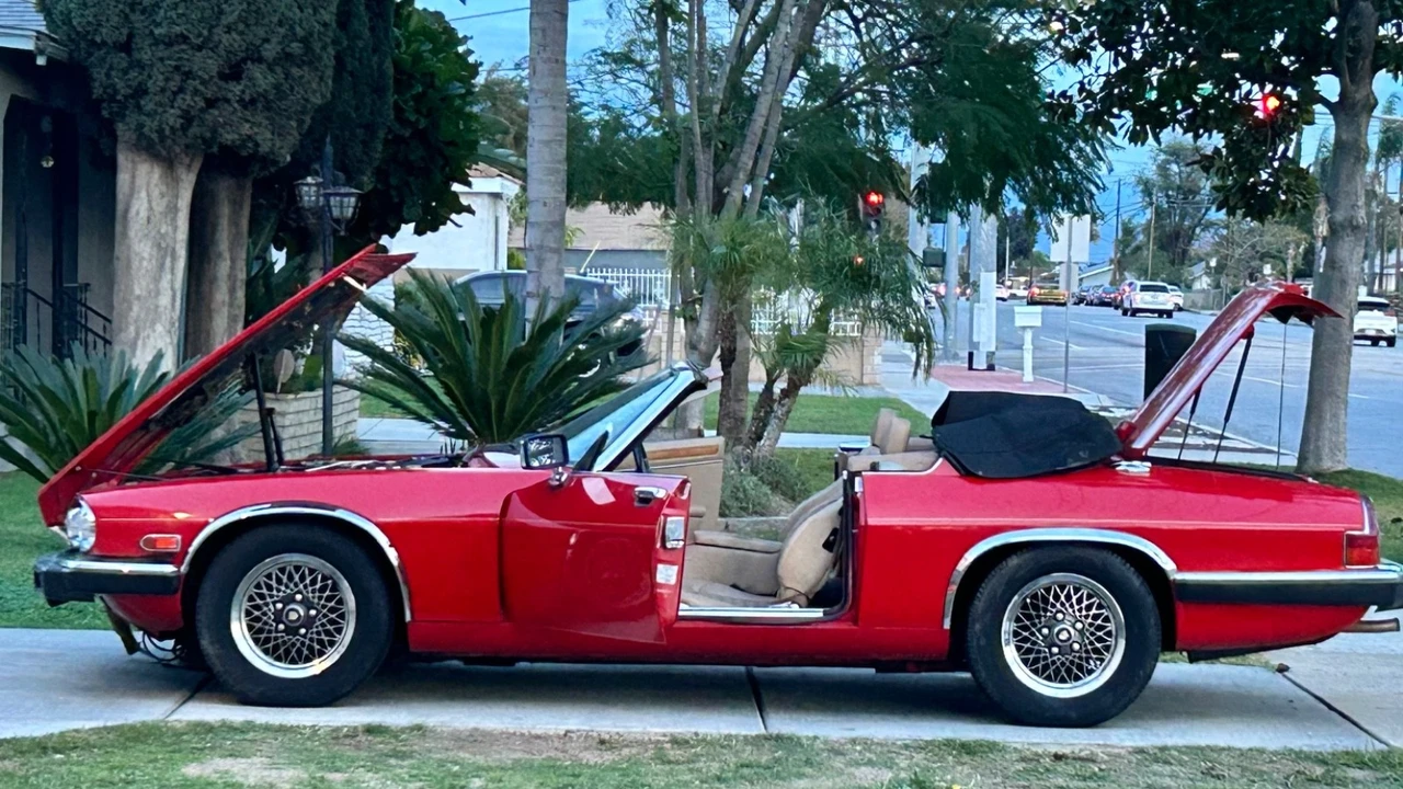 1990 Jaguar XJS Convertible - Image 3 of 16