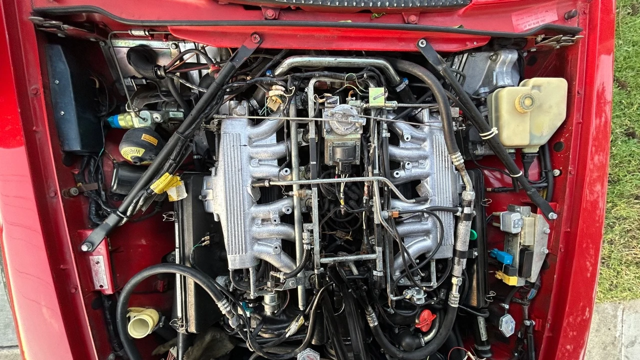 1990 Jaguar XJS Convertible - Image 16 of 17