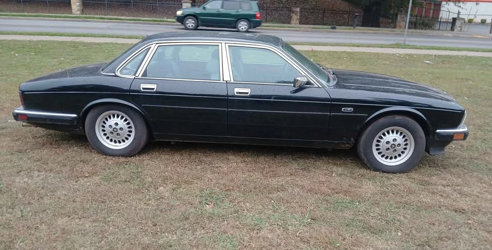 1990 Jaguar XJ40 XJ - Image 2 of 6