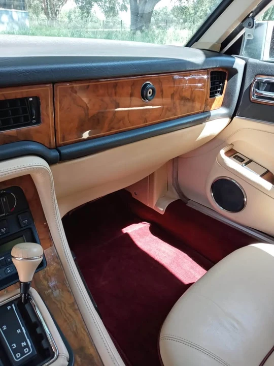 1990 Jaguar XJ40 XJ - Image 12 of 14