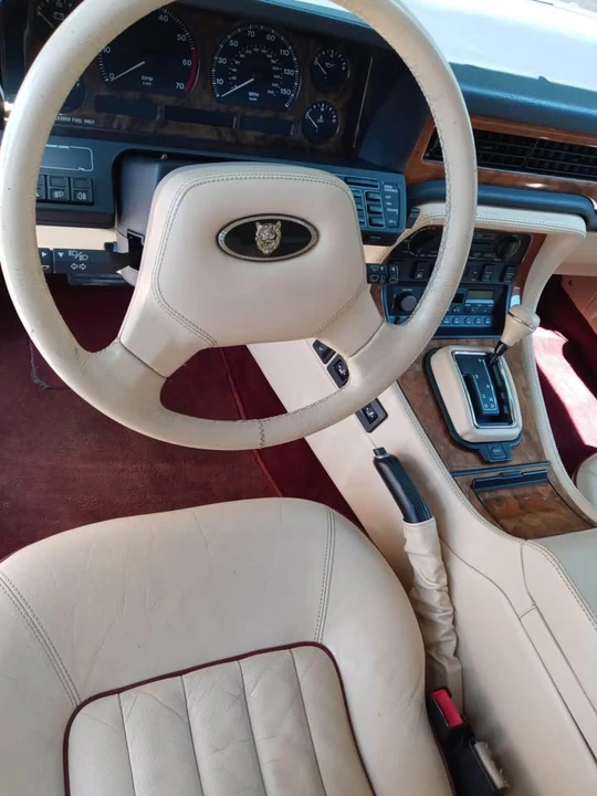 1990 Jaguar XJ40 XJ - Image 11 of 14