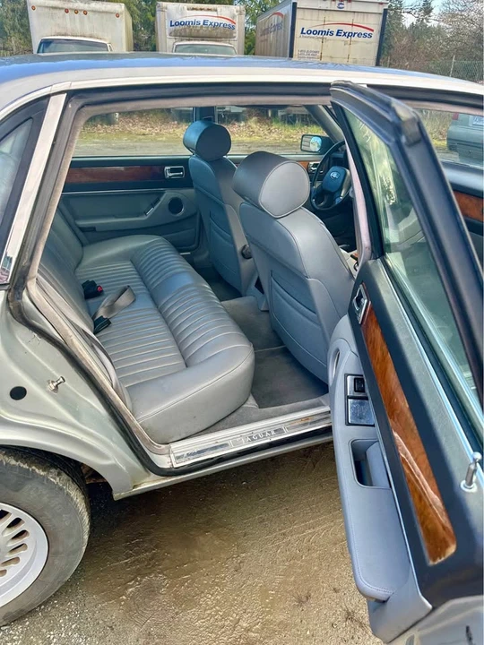 1990 Jaguar XJ40 XJ - Image 8 of 14