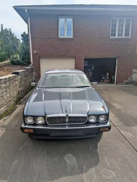 1990 Jaguar XJ