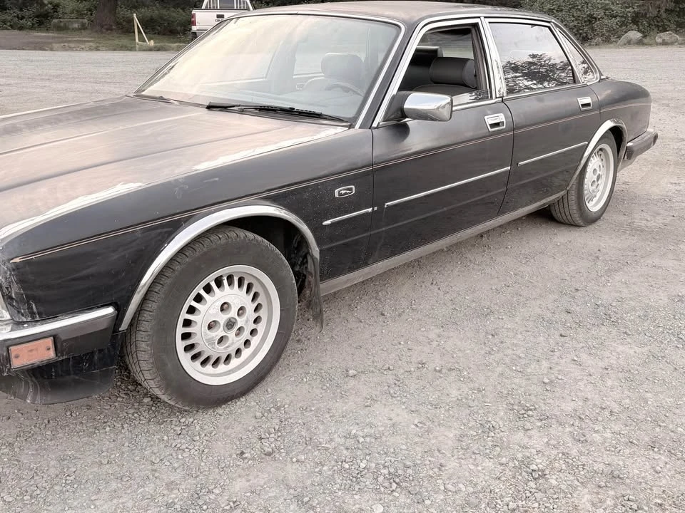 1990 Jaguar XJ - Image 3 of 5