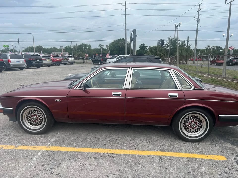1990 Jaguar XJ40 XJ - Image 12 of 20