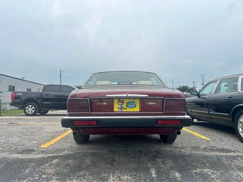 1990 Jaguar XJ
