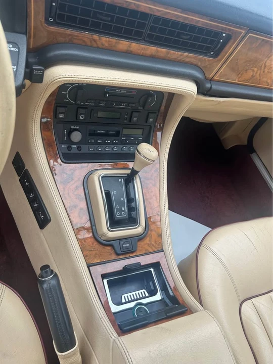 1990 Jaguar XJ40 XJ - Image 9 of 20