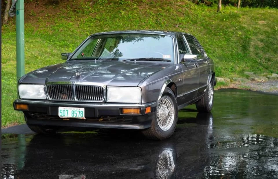 1990 Jaguar XJ40 XJ - Image 3 of 4