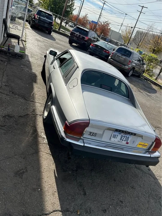 1990 Jaguar XJS - Image 5 of 13