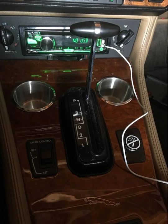 1990 Jaguar XJS - Image 8 of 20