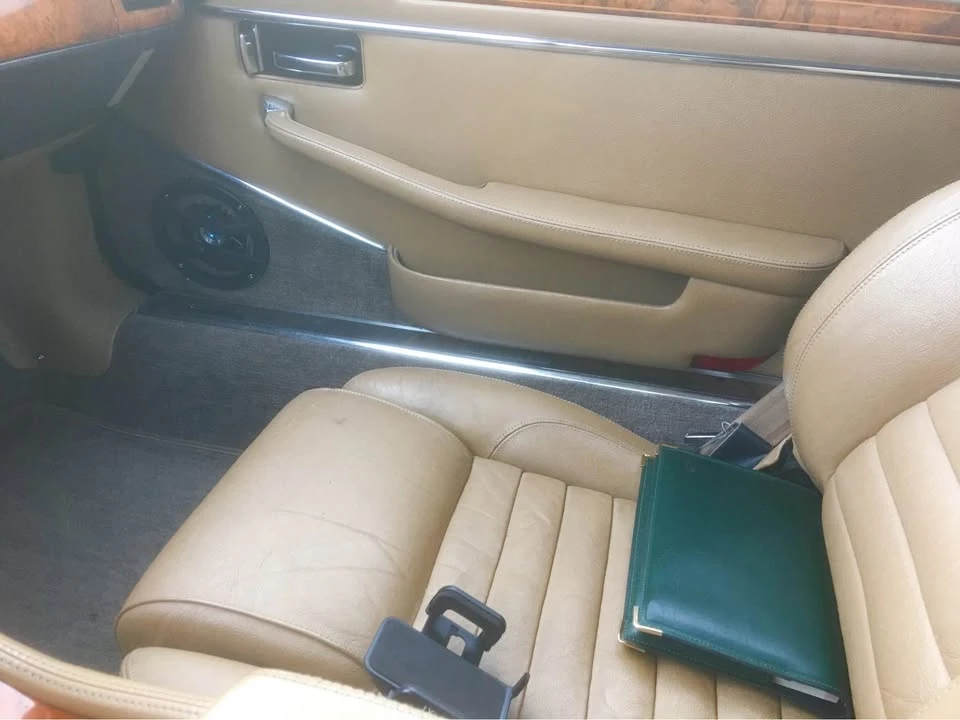 1990 Jaguar XJS - Image 17 of 20