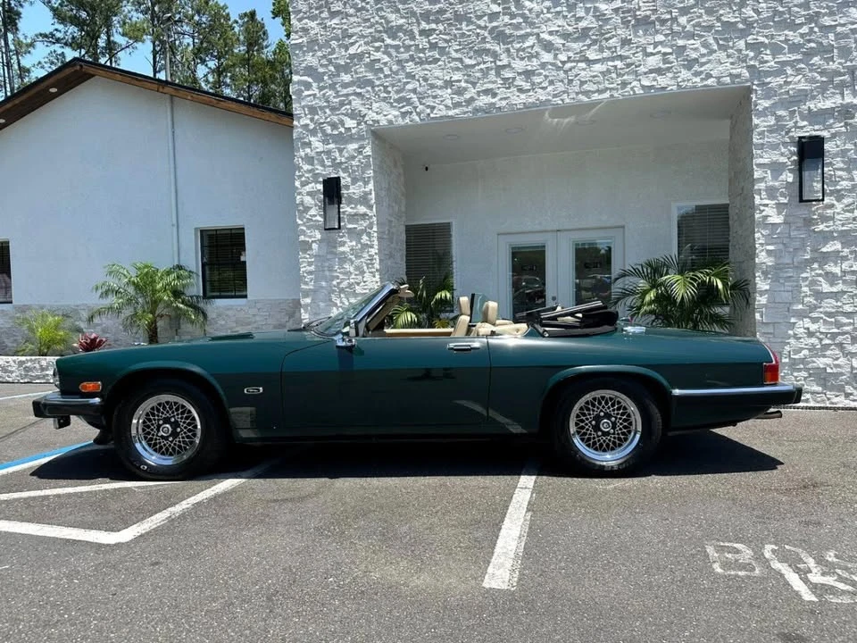 1990 Jaguar XJS Convertible - Image 2 of 20