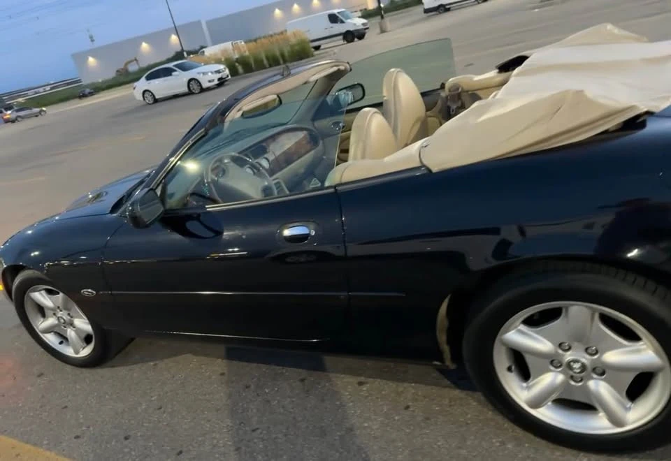 1990 Jaguar XK - Image 5 of 10