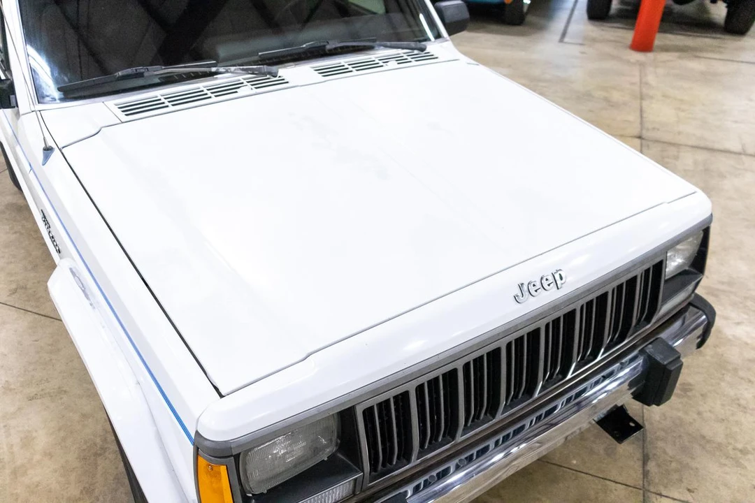 1990 Jeep XJ Cherokee - Image 20 of 31
