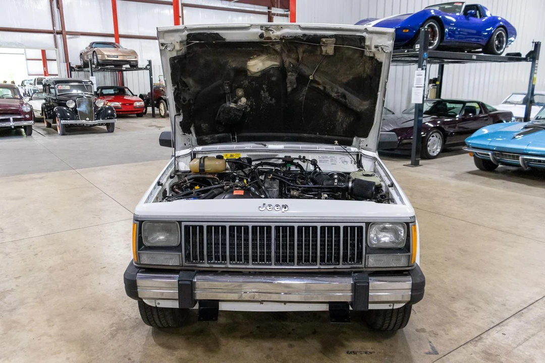 1990 Jeep XJ Cherokee - Image 9 of 31