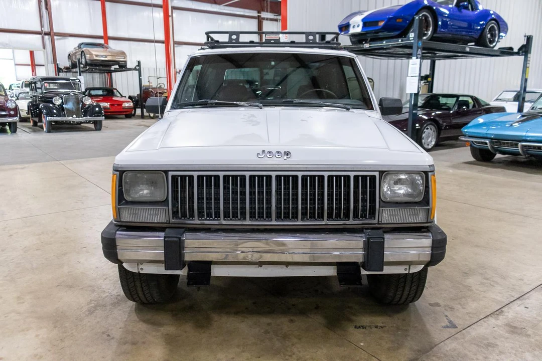 1990 Jeep XJ Cherokee - Image 5 of 31
