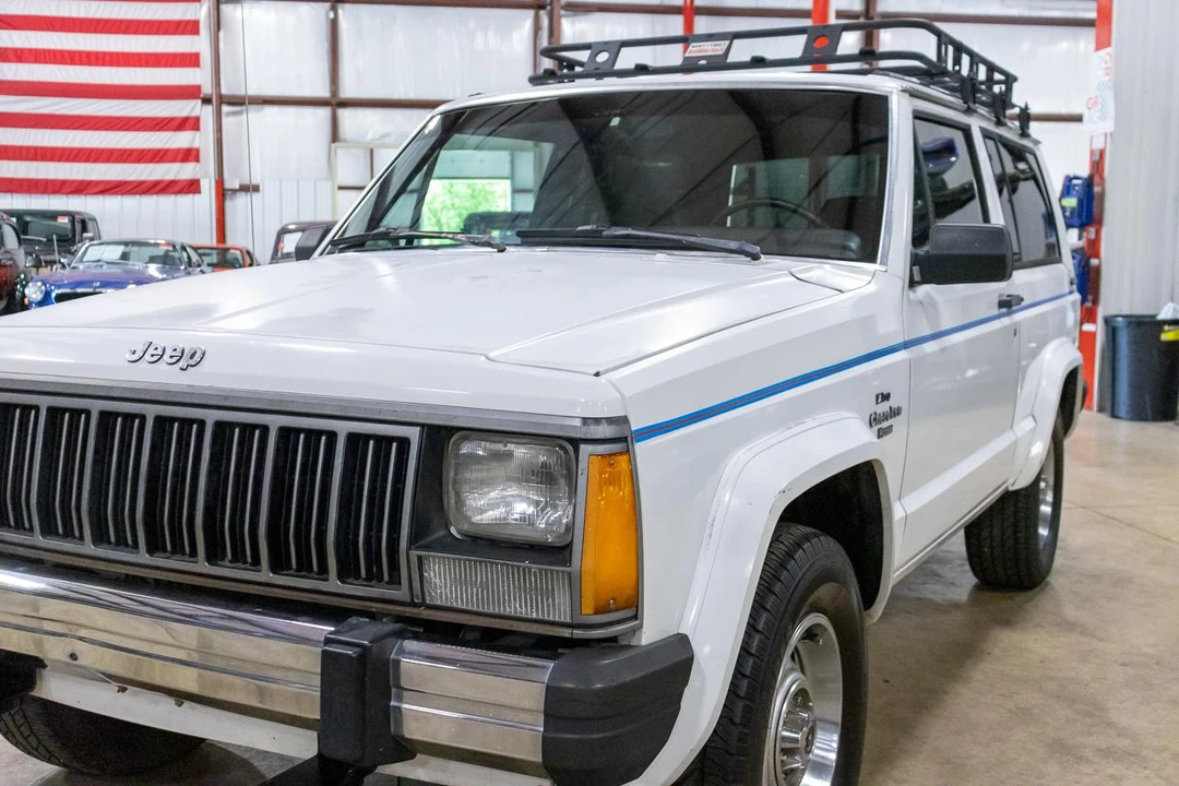1990 Jeep XJ Cherokee - Image 8 of 31