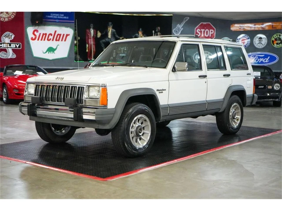 1990 Jeep XJ Cherokee - Image 18 of 31