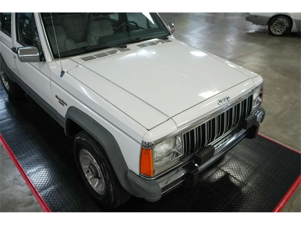 1990 Jeep XJ Cherokee - Image 30 of 31