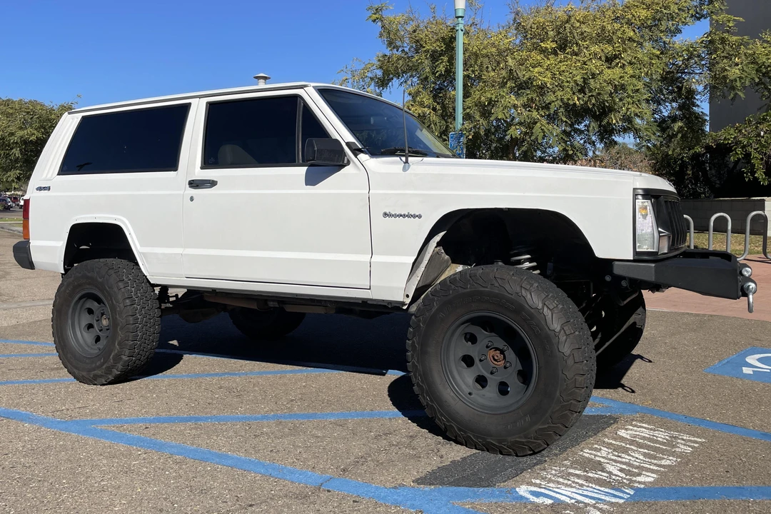 1990 Jeep XJ Cherokee - Image 3 of 31