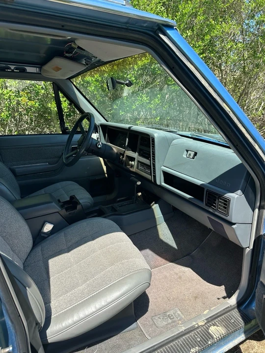 1990 Jeep XJ Cherokee - Image 7 of 10