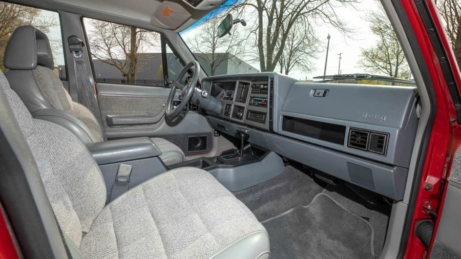 1990 Jeep XJ Cherokee - Image 5 of 29