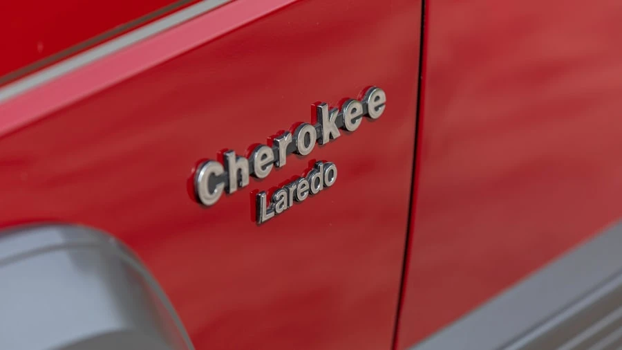 1990 Jeep XJ Cherokee - Image 10 of 29