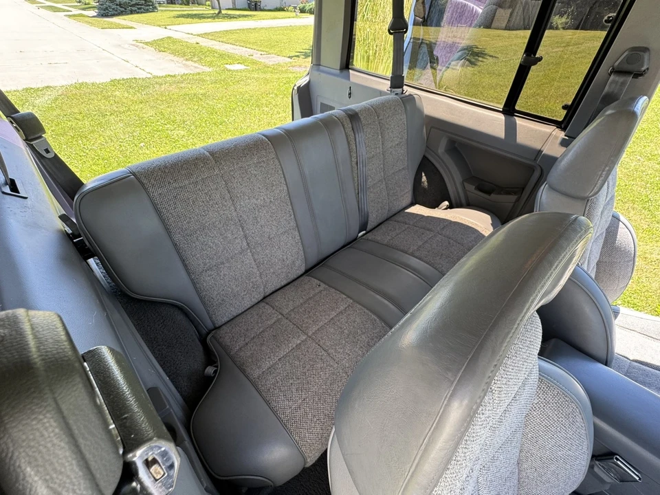1990 Jeep Cherokee - Image 21 of 31