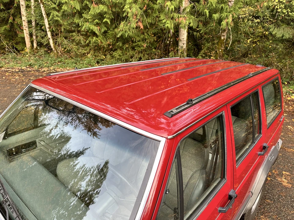 1990 Jeep XJ Cherokee - Image 14 of 31
