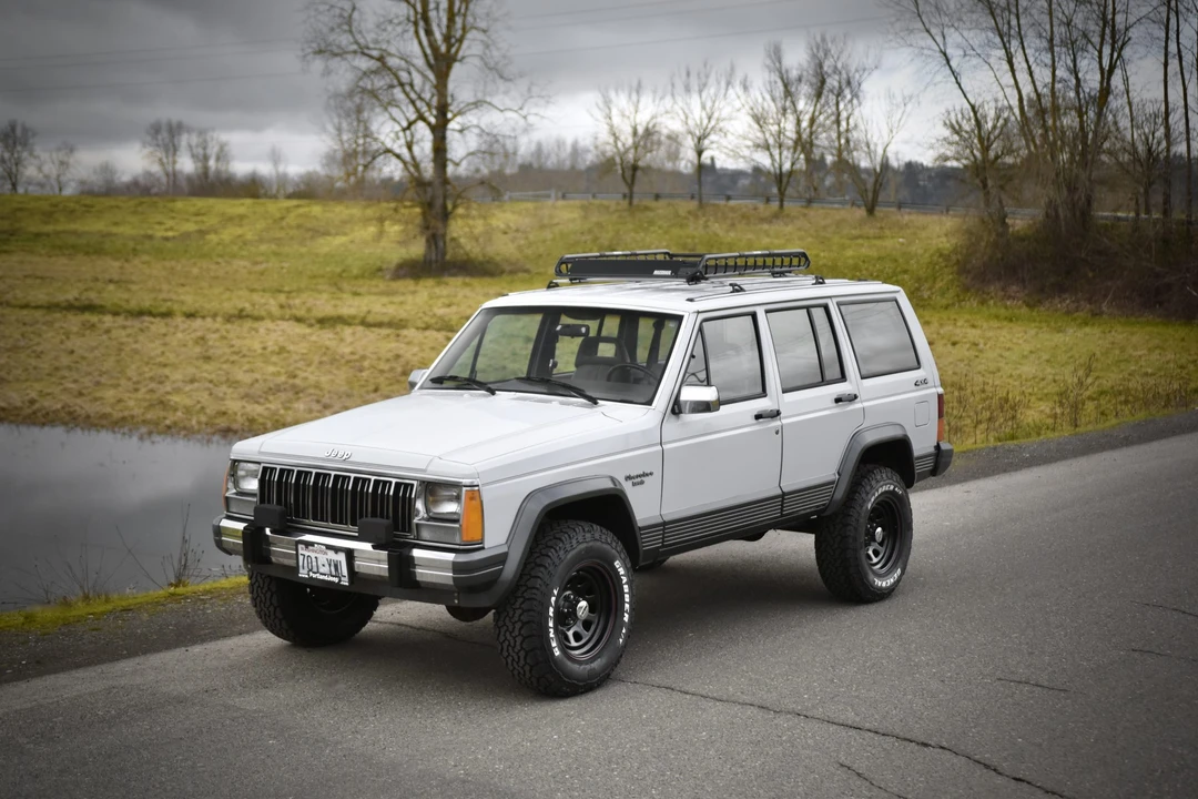 1990 Jeep XJ Cherokee - Image 11 of 31