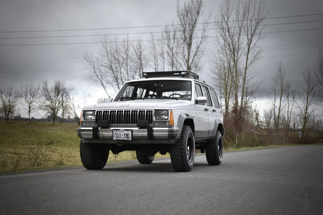 1990 Jeep XJ Cherokee - Image 5 of 31