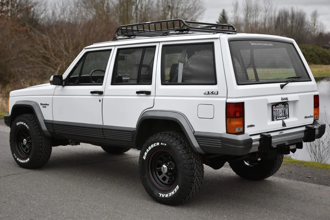1990 Jeep XJ Cherokee - Image 23 of 31