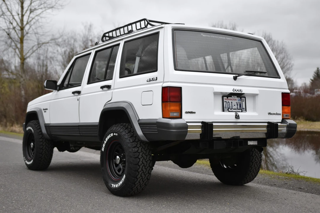 1990 Jeep XJ Cherokee - Image 28 of 31