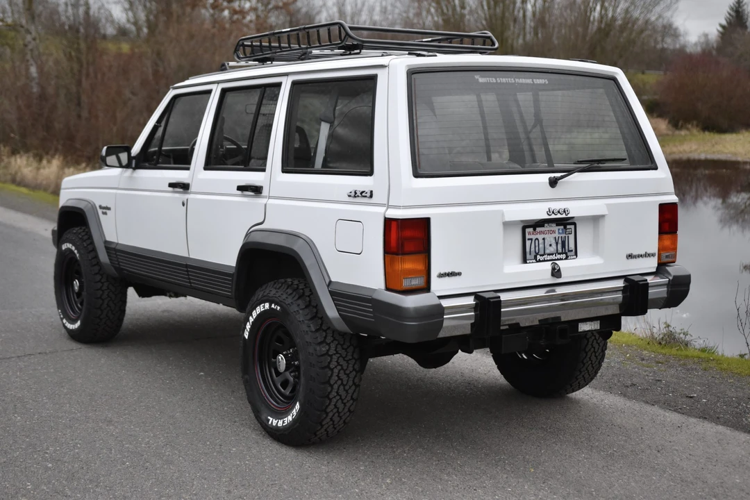 1990 Jeep XJ Cherokee - Image 25 of 31