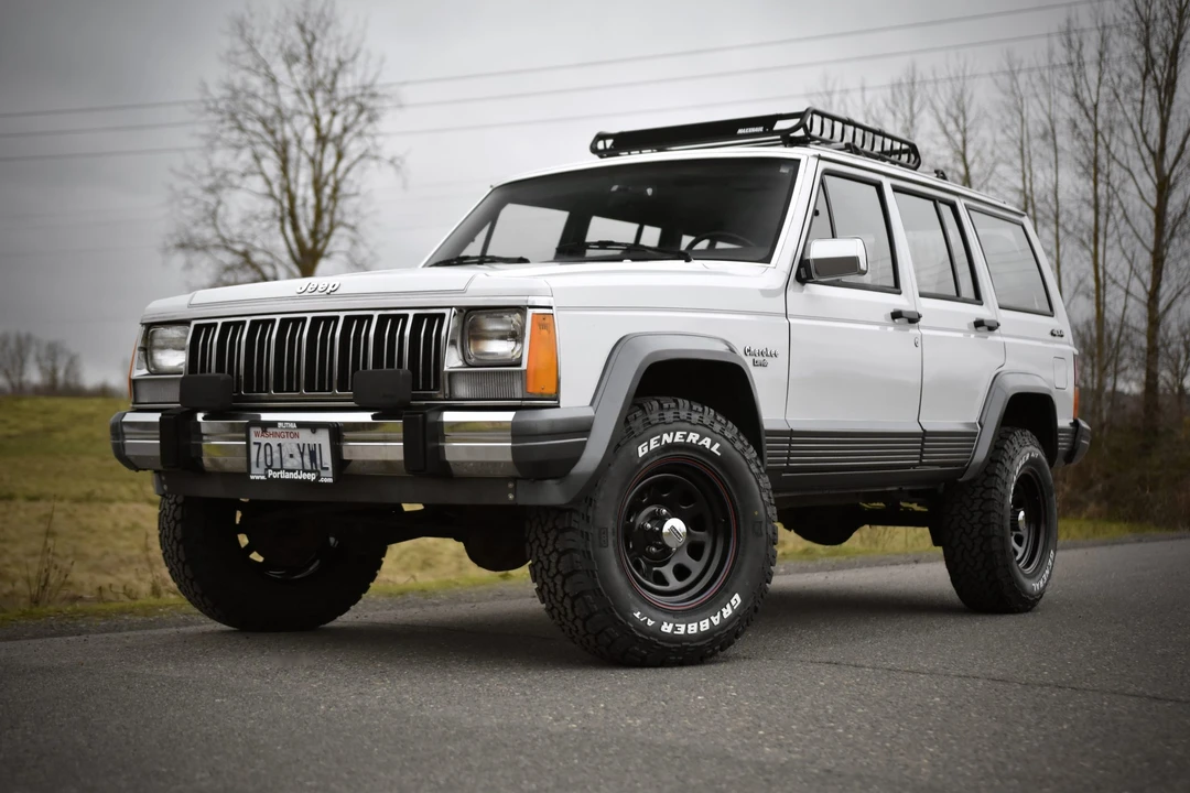 1990 Jeep XJ Cherokee - Image 10 of 31