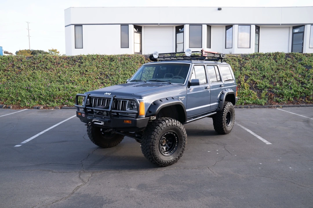 1990 Jeep XJ Cherokee - Image 6 of 31