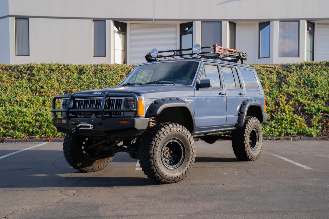 1990 Jeep XJ Cherokee - Image 21 of 31