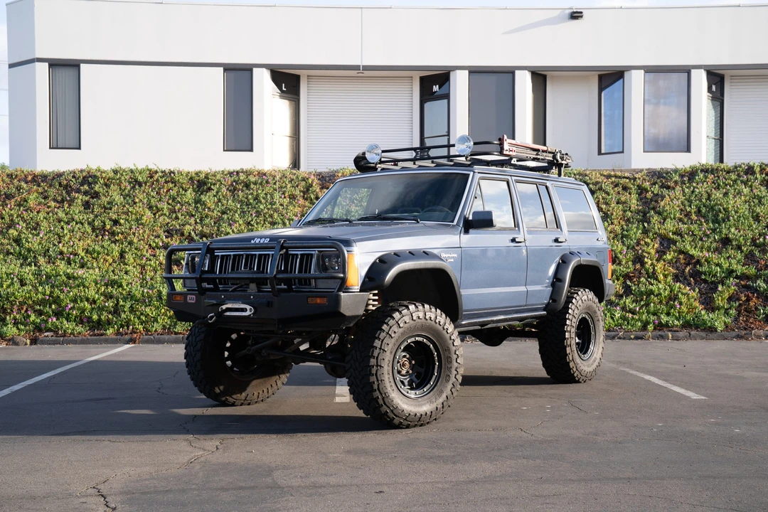 1990 Jeep XJ Cherokee - Image 18 of 31