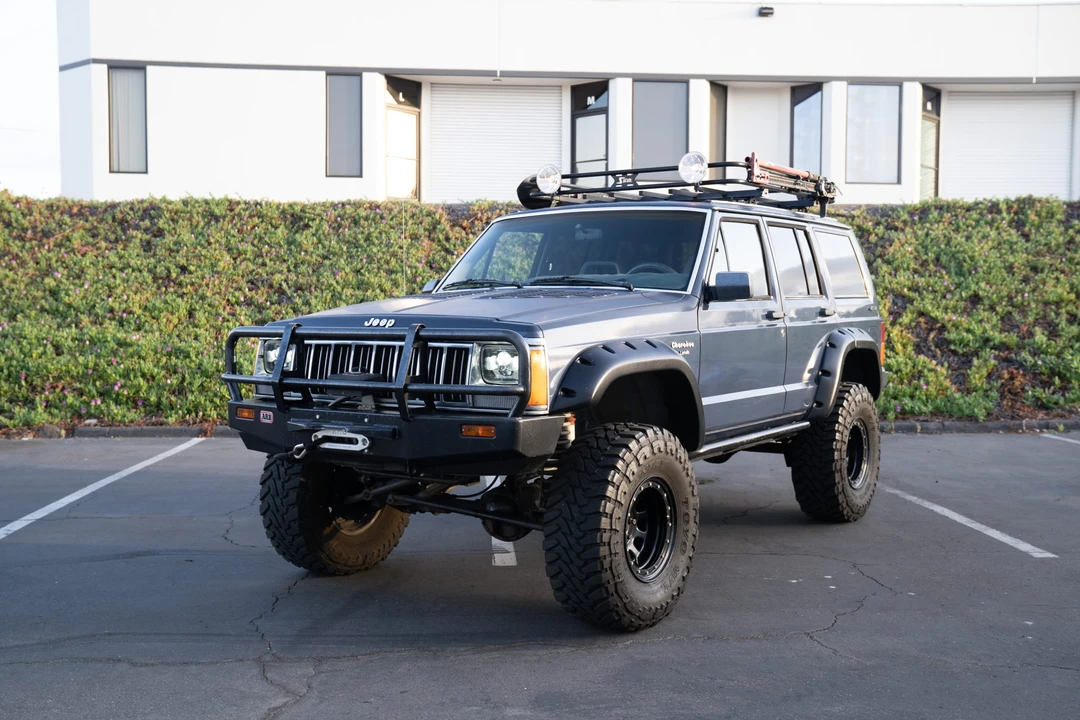 1990 Jeep XJ Cherokee - Image 23 of 31