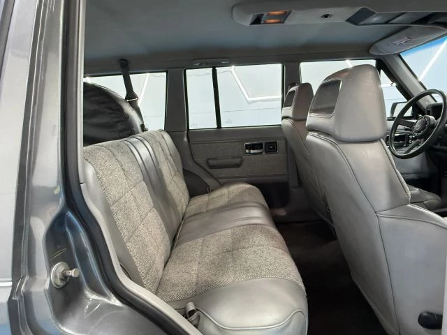 1990 Jeep XJ Cherokee - Image 30 of 31